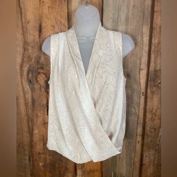 H&M Wrapped Front Sleeveless Top - Size 4 - Picture 1 of 8